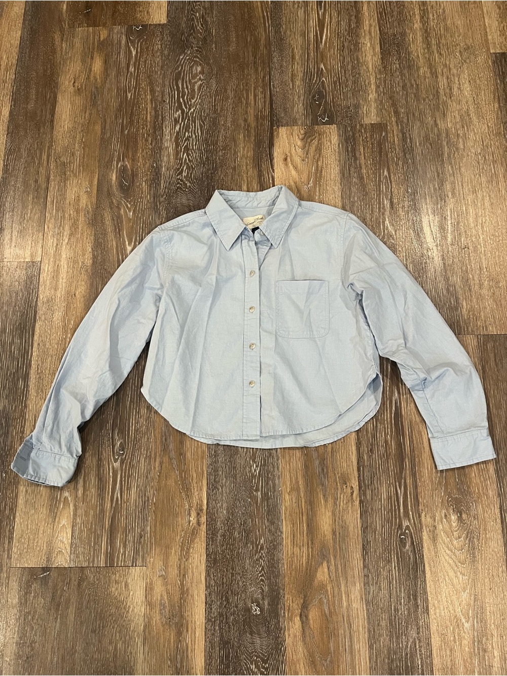 Universal Thread Light Blue Cropped Button-Down Shirt